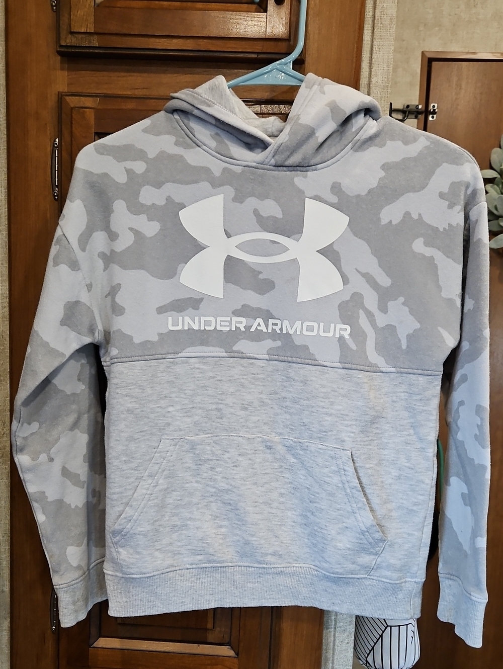 Under Armour Light Gray Camo Pullover Hoodie